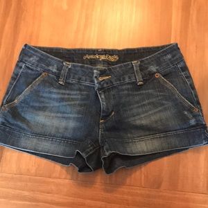 ❤️ EUC American Eagle Shorts - Mid Rise - 6